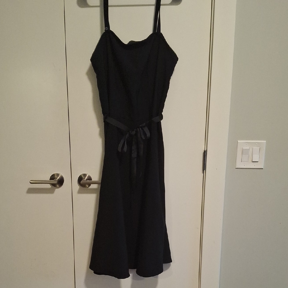 EUC Chic Strapless or The Option Of A Strapped Black Dress